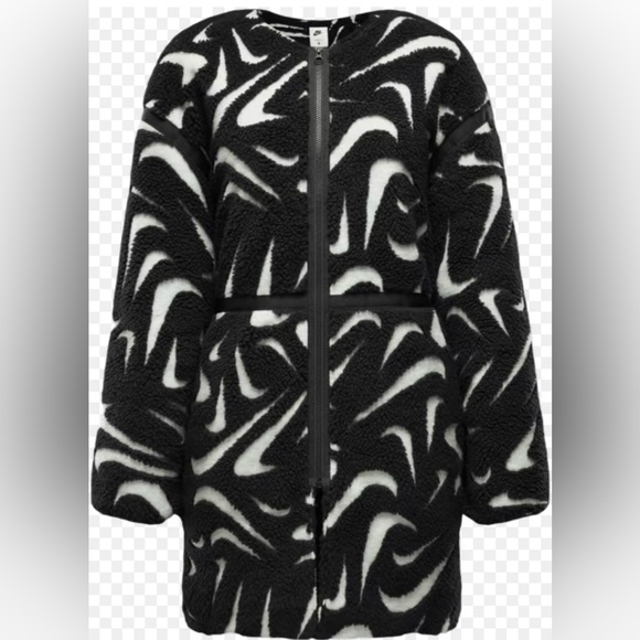 Nike Sportswear - Women's Sherpa Jacket - Picture 4 of 7